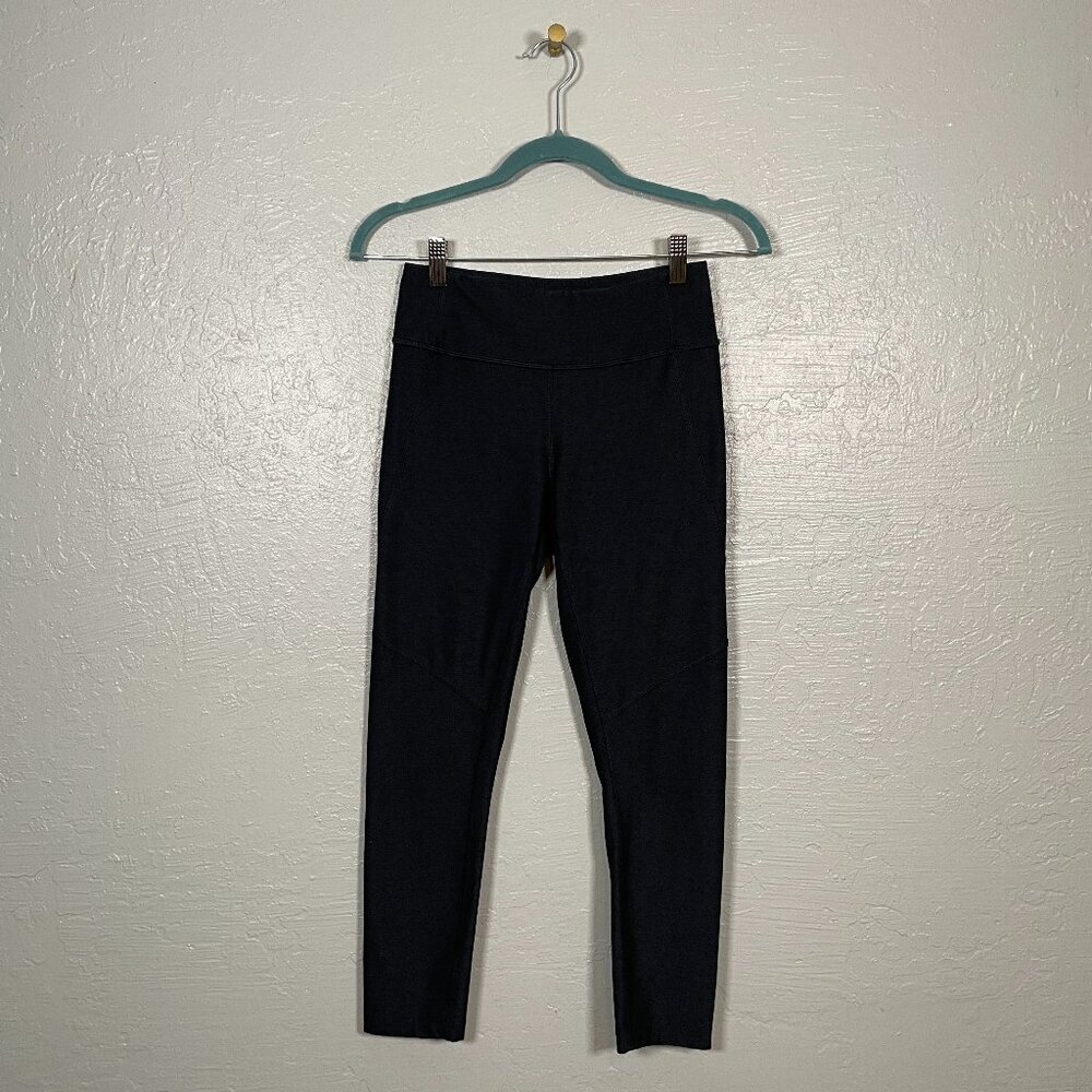 Outdoor Voices Women S Dark Gray Micro Stripe Leggings Waist Pocket Athletic